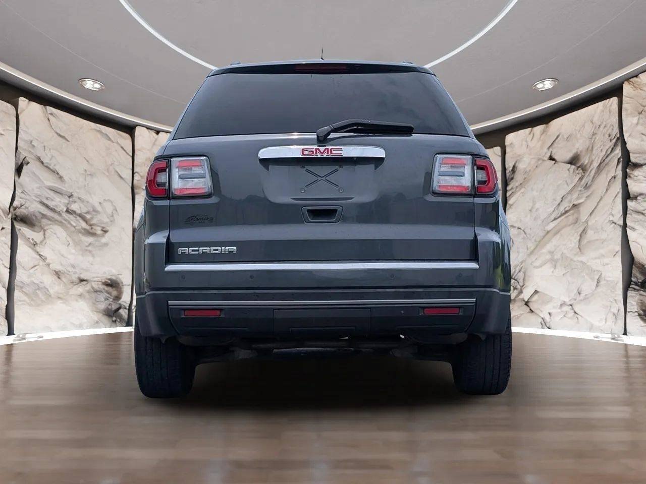 Used 2014 GMC Acadia SLE FWD image 10