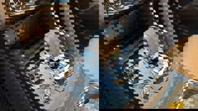 Certified 2021 Jaguar E-PACE SE image 24