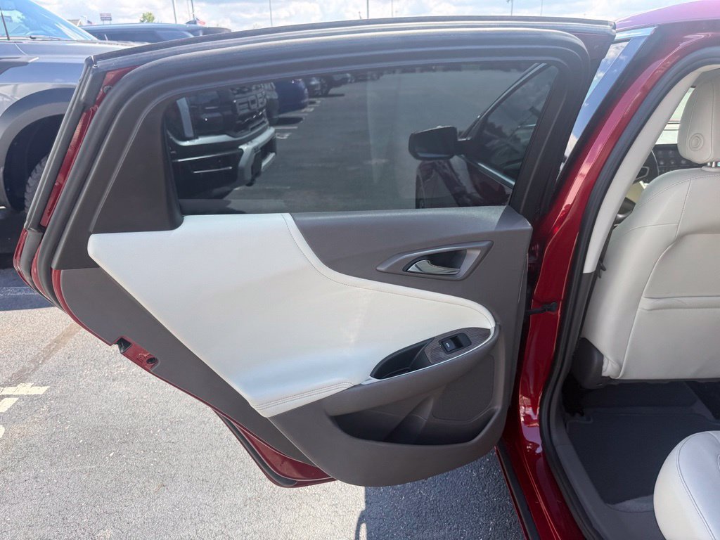 Used 2021 Chevrolet Malibu LT w/ Leather Package FWD image 34