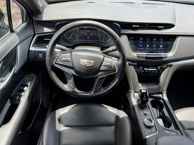 Used 2023 Cadillac XT5 Premium Luxury FWD image 16