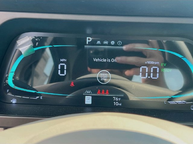 New 2026 Hyundai Elantra Hybrid FWD image 12