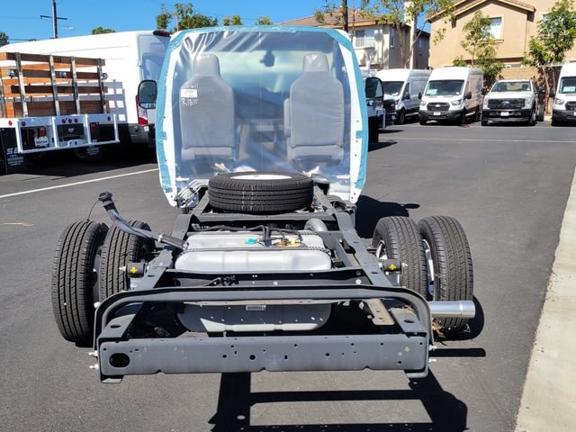 New 2026 Ford E-350 and Econoline 350 Super Duty RWD image 14