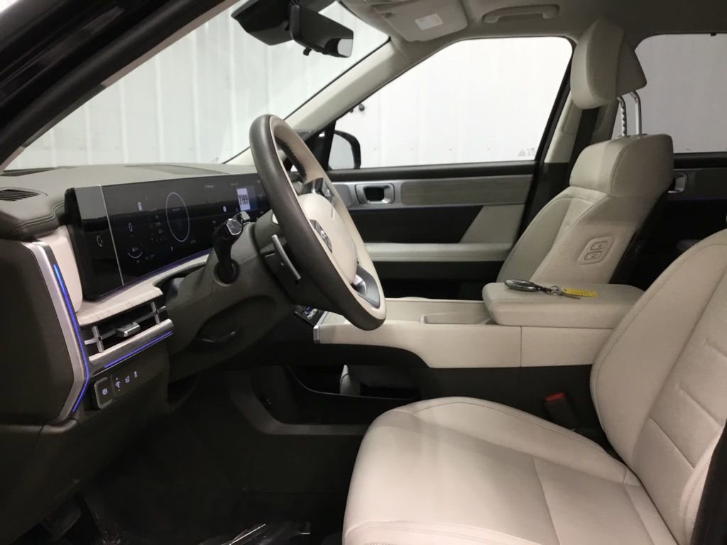 Used 2024 Hyundai Santa Fe Calligraphy image 5
