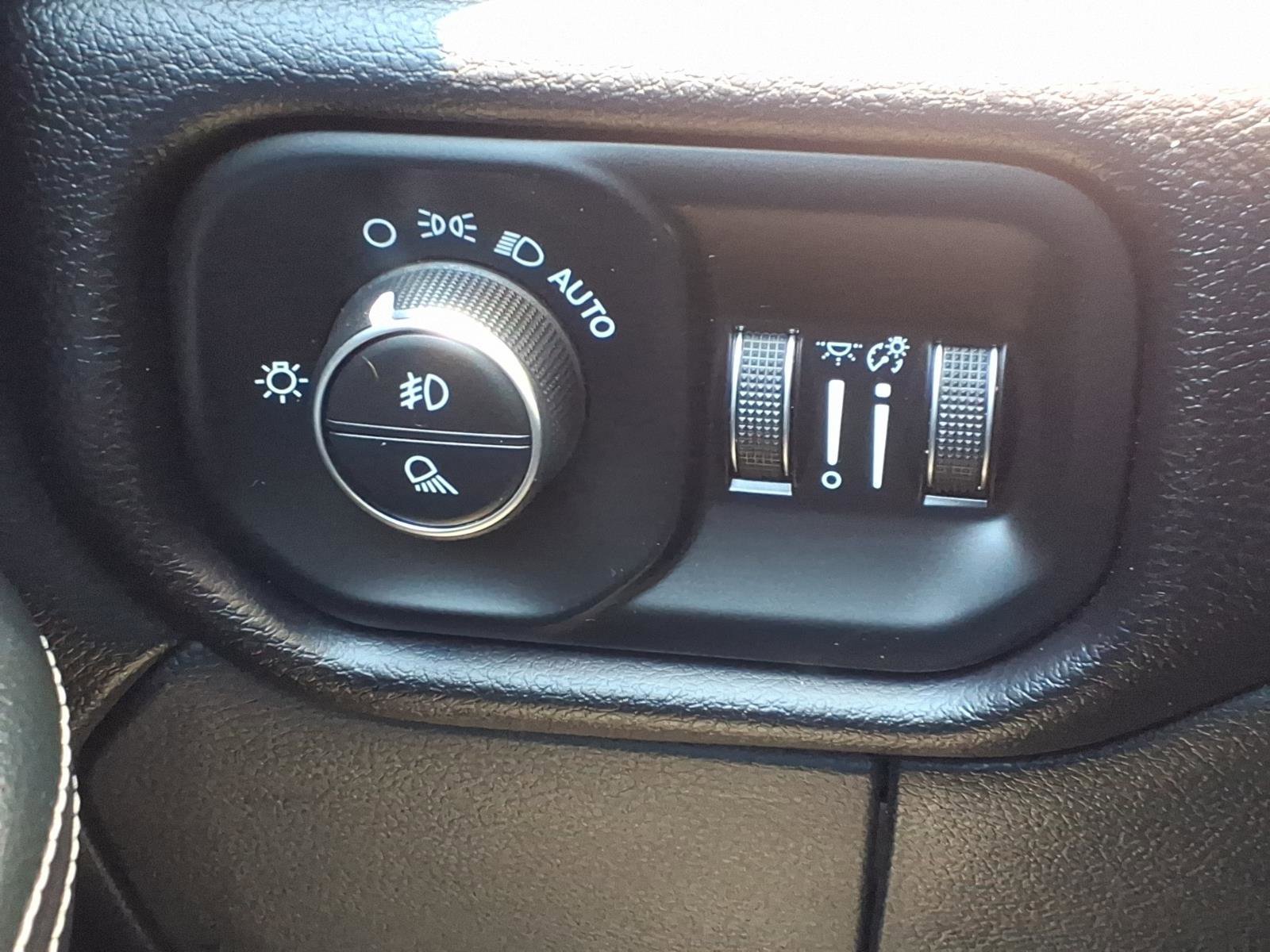 Used 2021 RAM 3500 Laramie w/ Night Edition AWD/4WD image 15