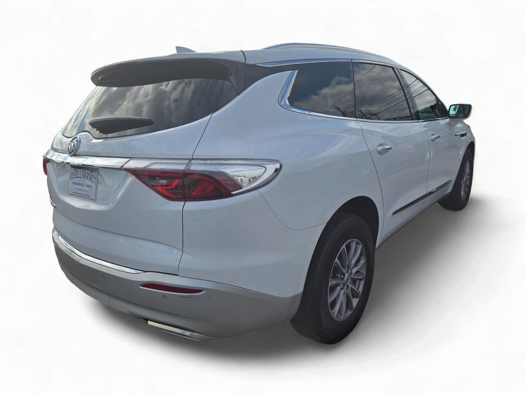 Used 2024 Buick Enclave Premium image 4