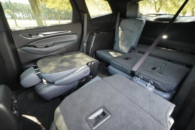 Used 2023 Buick Enclave Essence w/ Experience Buick Package AWD/4WD image 26