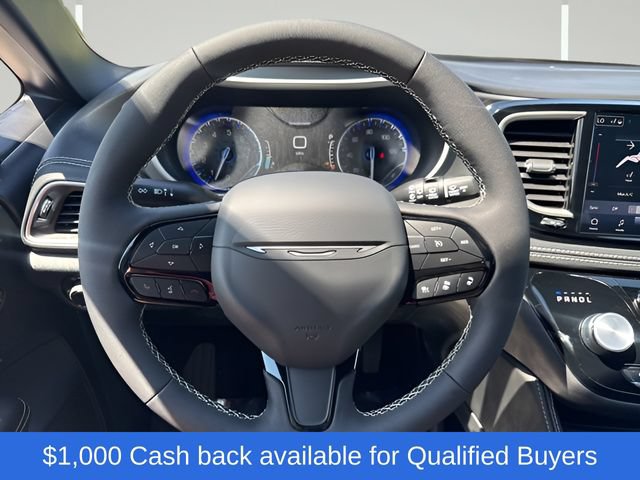 New 2027 Chrysler Pacifica Limited FWD image 31