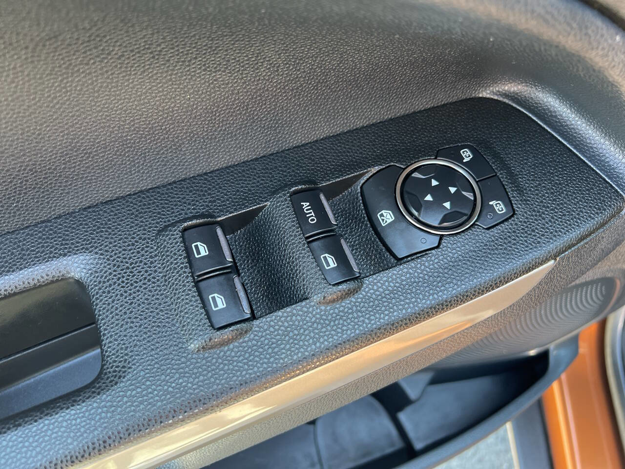Used 2019 Ford EcoSport Titanium image 32