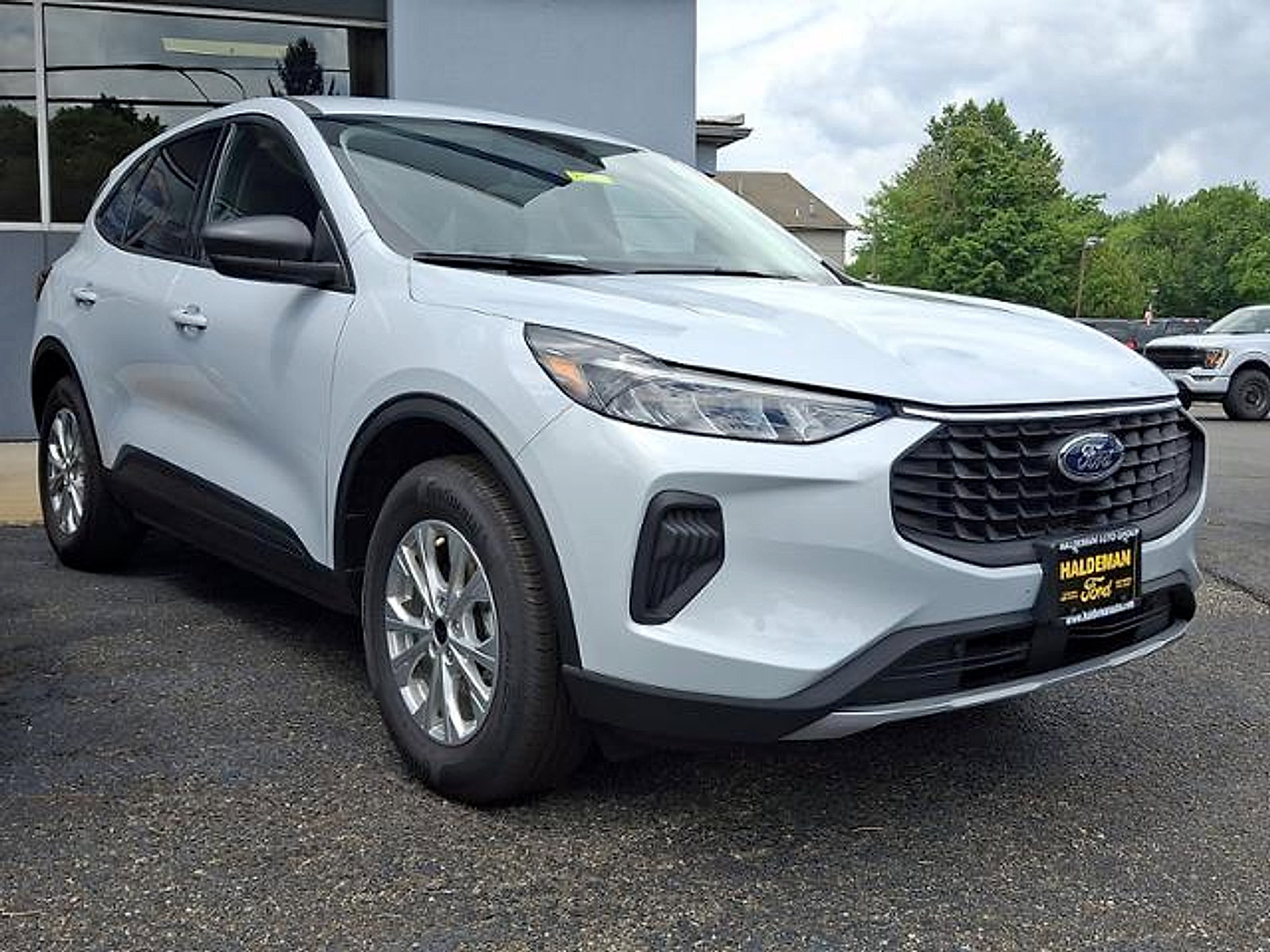 New 2026 Ford Escape Active w/ Cold Weather Package AWD/4WD image 1