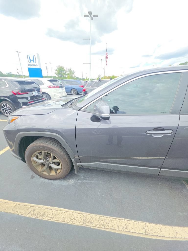 Used 2025 Toyota RAV4 LE FWD image 16