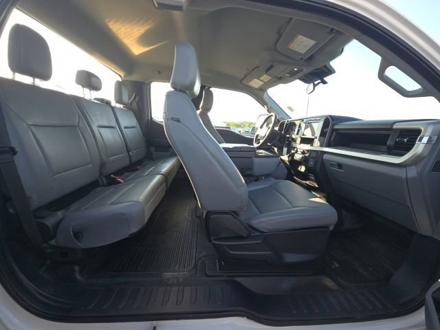 Used 2024 Ford F550 4x4 SuperCab Super Duty image 14