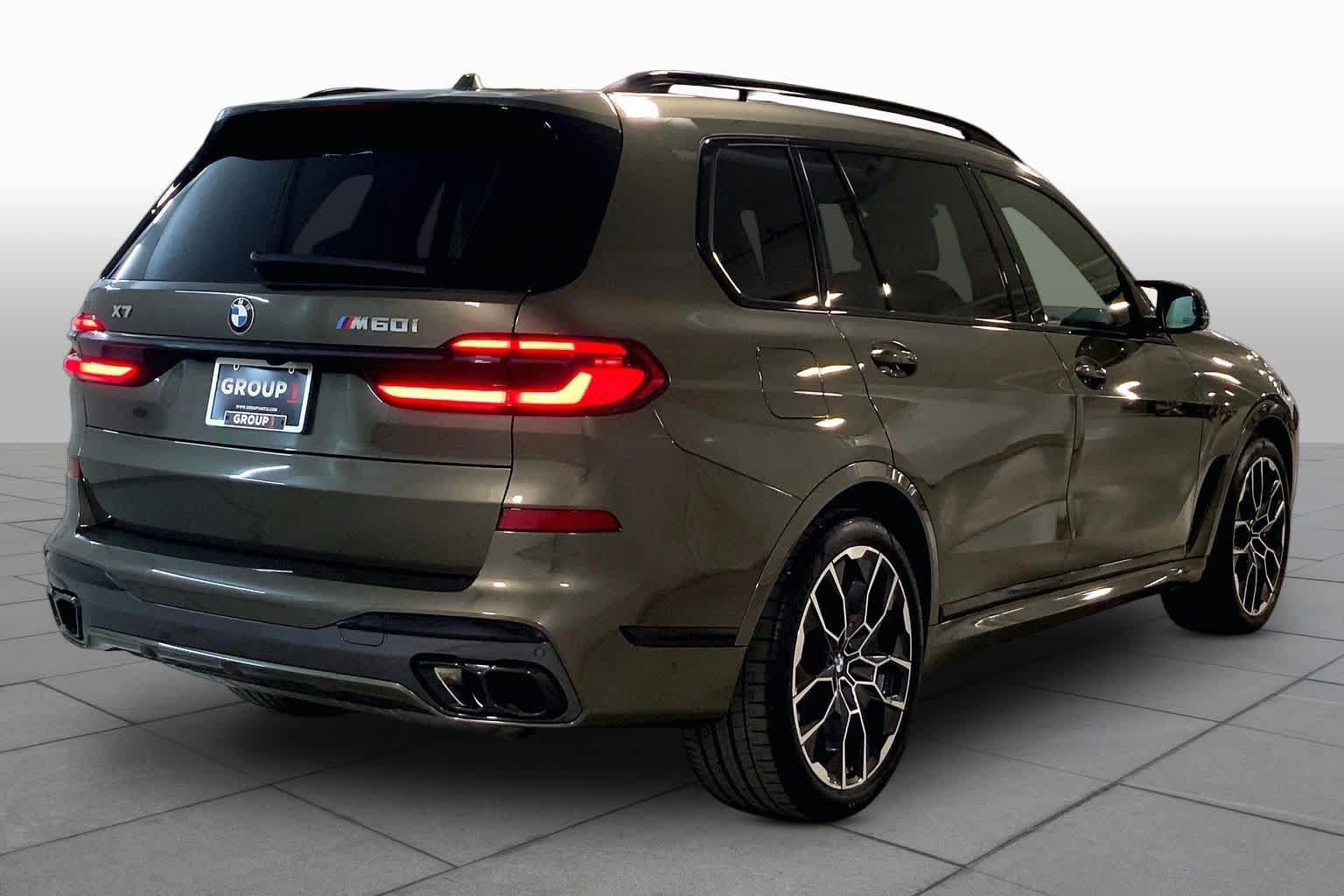 Used 2025 BMW X7 M60i AWD/4WD image 12