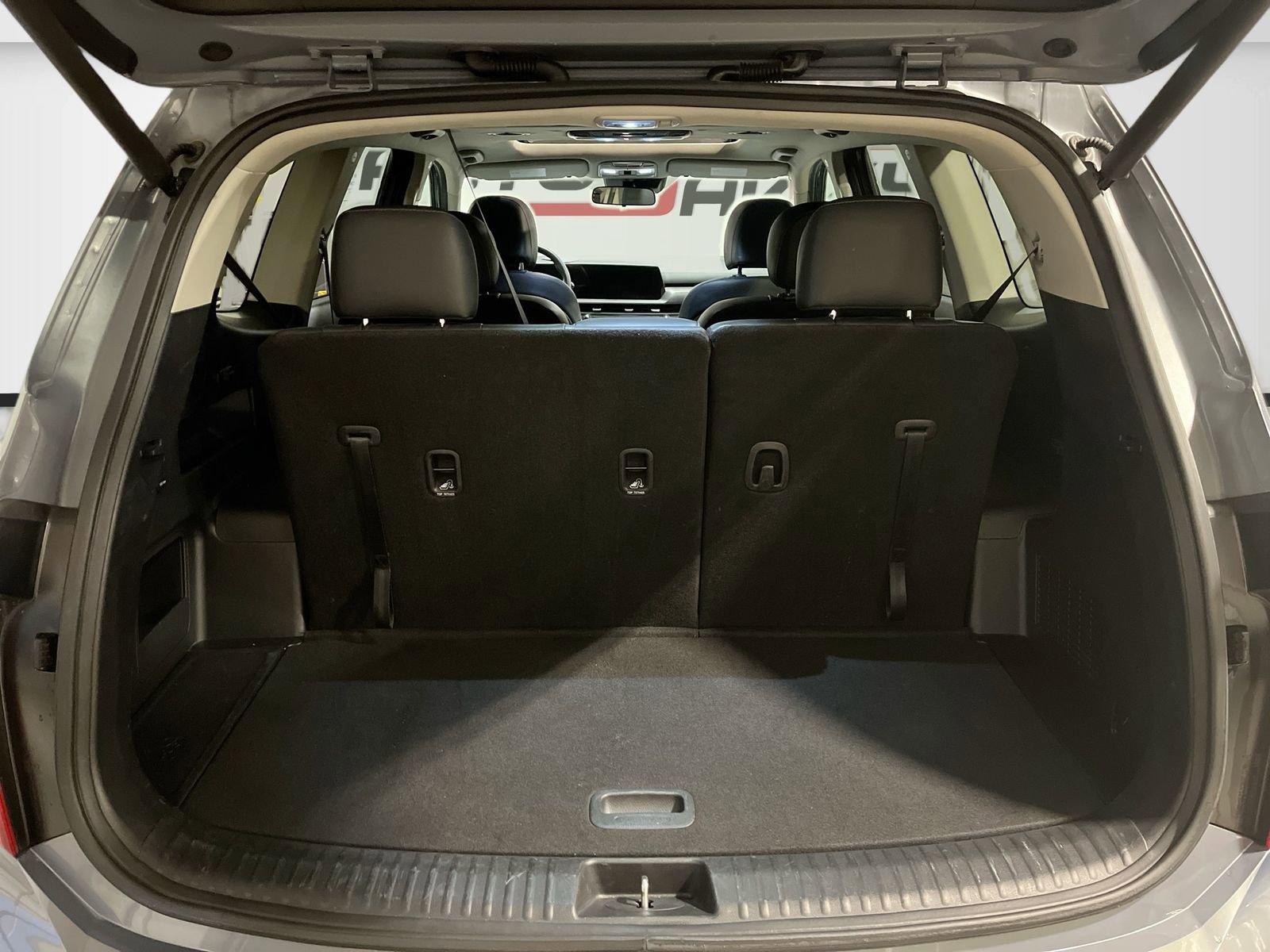 Used 2025 Kia Telluride S AWD/4WD image 29