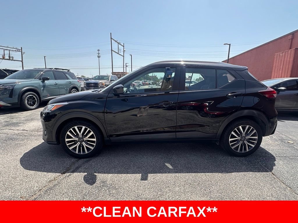Used 2022 Nissan Kicks SV FWD image 2