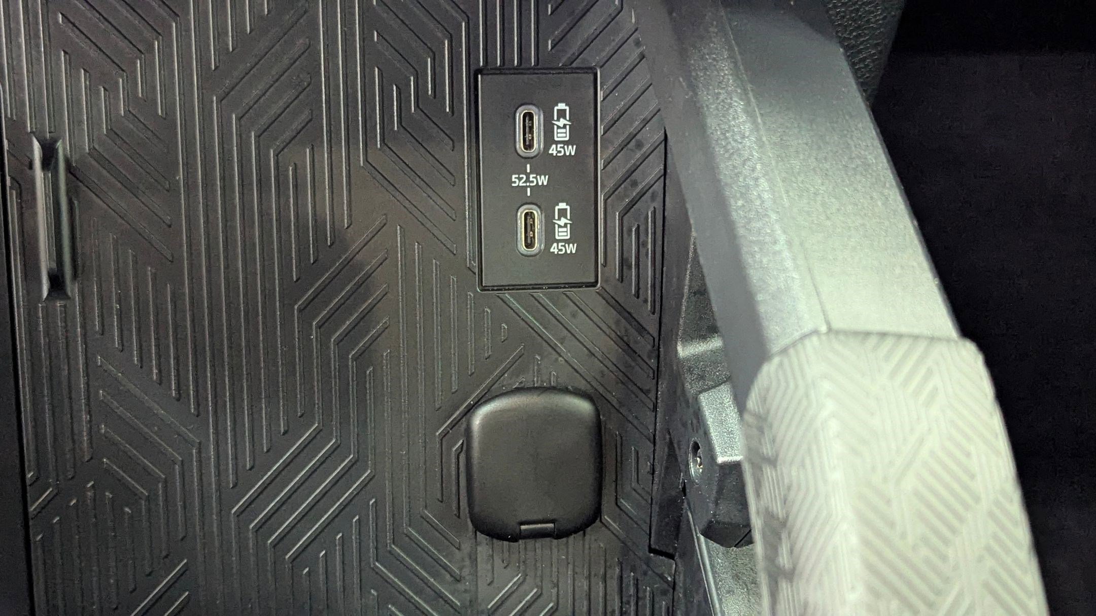 Used 2024 Toyota Tacoma TRD Off-Road image 29