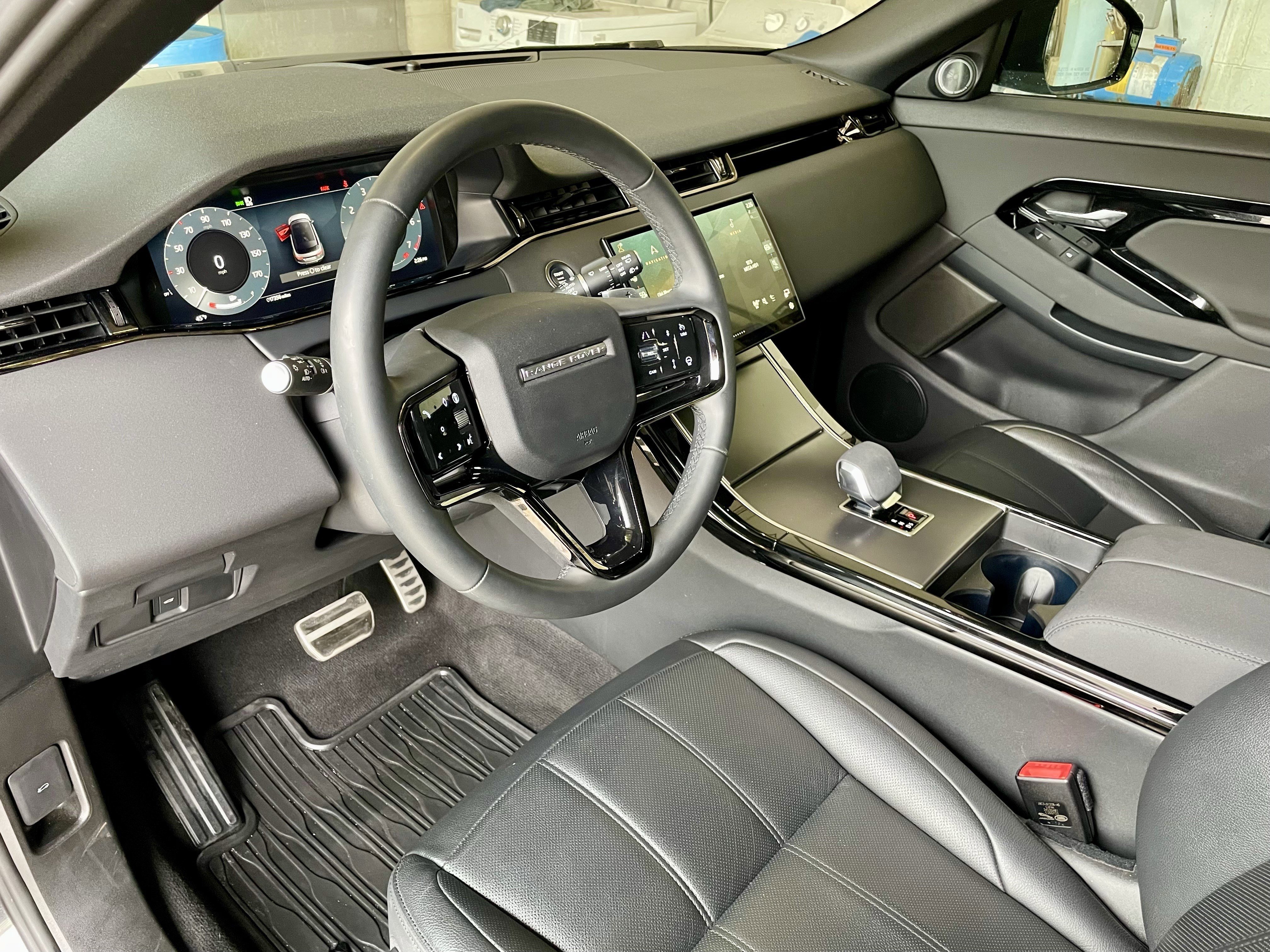 Certified 2024 Land Rover Range Rover Evoque Dynamic SE image 13