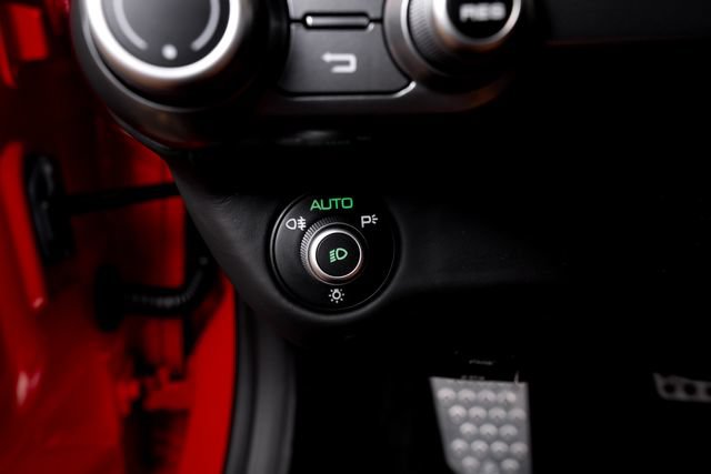 Certified 2019 Ferrari 812 Superfast RWD image 43
