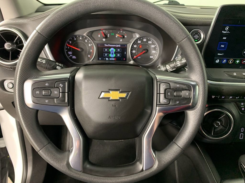 Used 2025 Chevrolet Blazer LT image 20