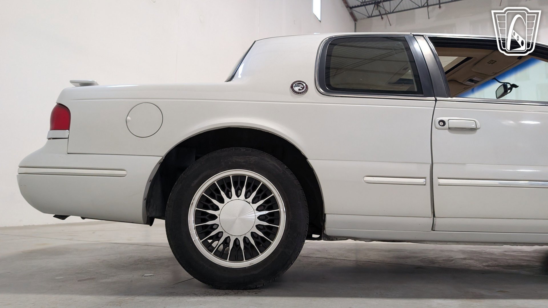 Used 1997 Mercury Cougar XR7 RWD image 37