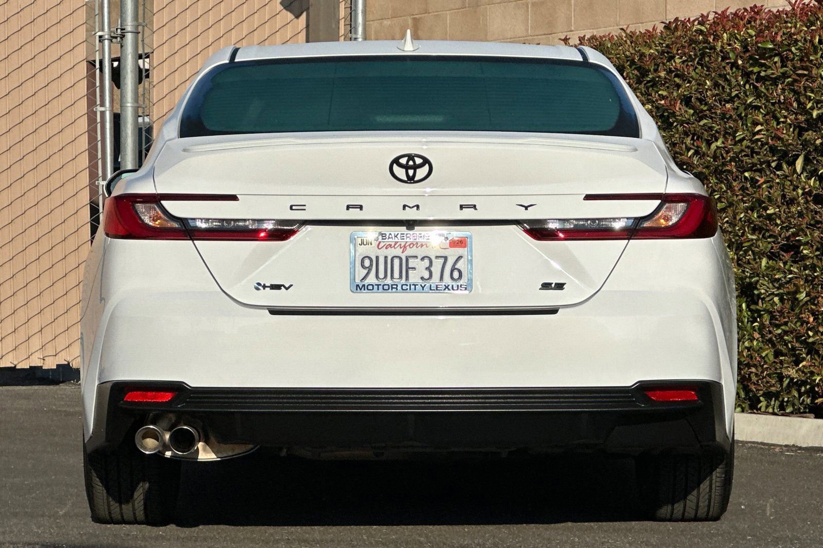 Used 2025 Toyota Camry SE image 5