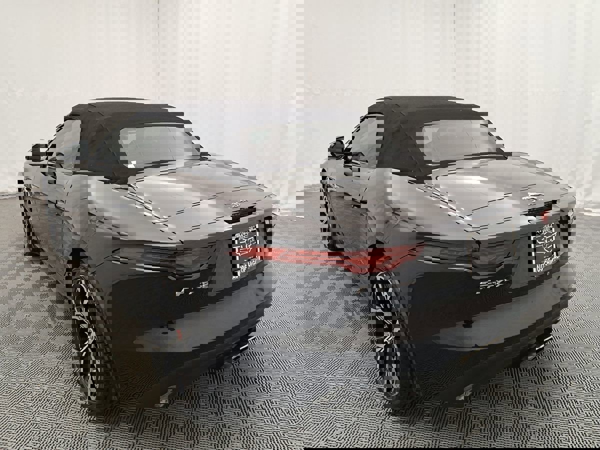 Used 2021 Jaguar F-TYPE Convertible image 12