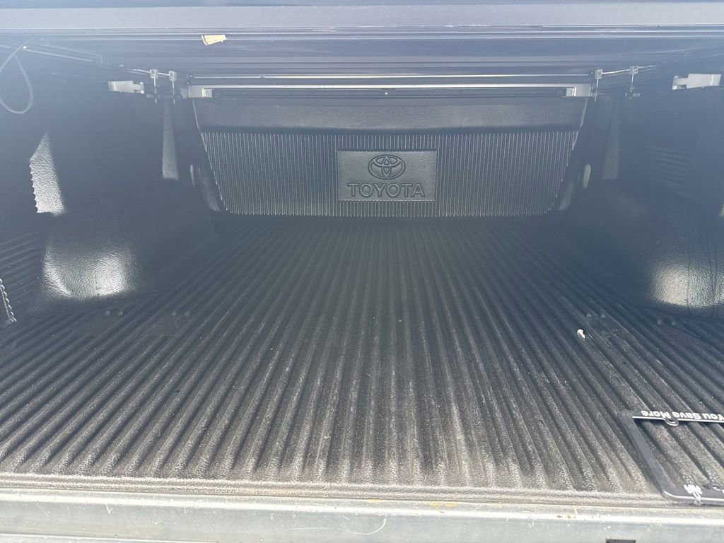 Used 2017 Toyota Tundra Limited w/ Limited Premium Package AWD/4WD image 32