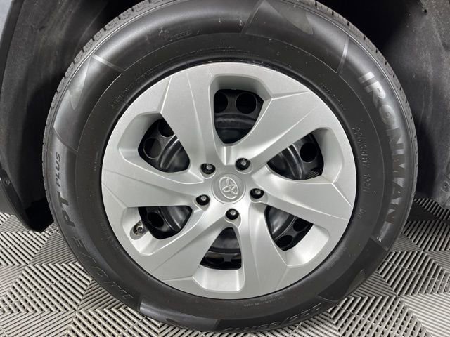 Used 2023 Toyota RAV4 LE FWD image 14
