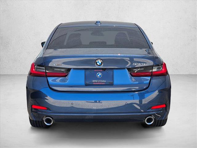 New 2026 BMW 330i xDrive Sedan w/ Premium Package AWD/4WD image 6