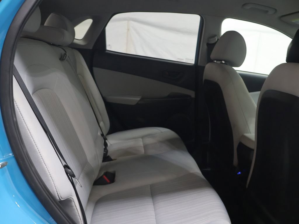 Used 2023 Hyundai Kona SEL image 13