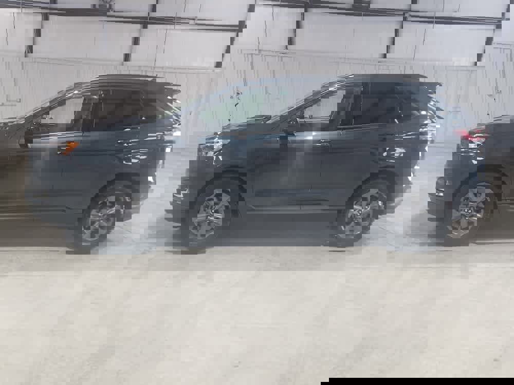 Used 2024 Ford Edge SEL w/ Sport Appearance Package image 2