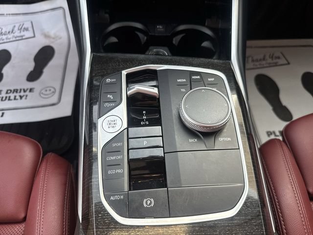 Used 2023 BMW 330i Sedan w/ Premium Package RWD image 21