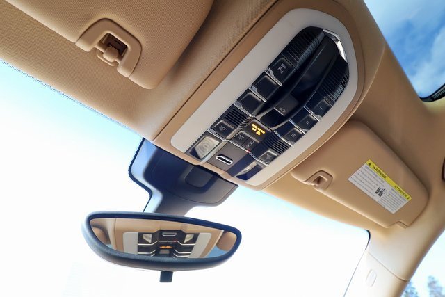 Used 2012 Porsche Panamera 4 image 54