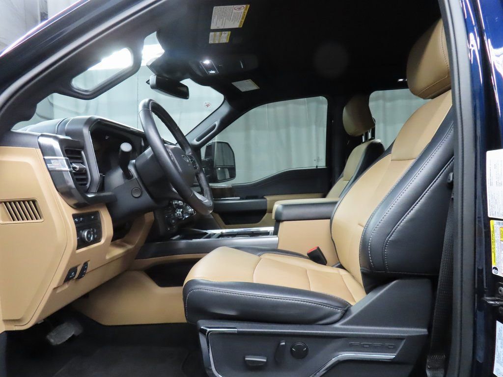 Used 2024 Ford F250 Lariat w/ Black Appearance Package AWD/4WD image 10