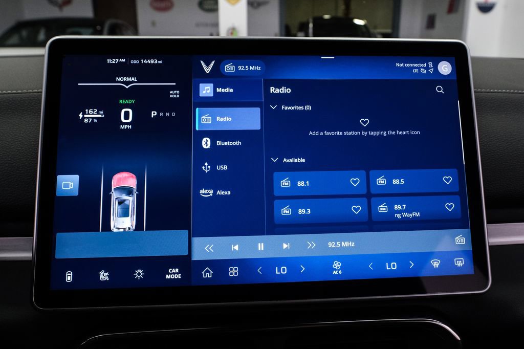 Used 2023 VinFast VF 8 Plus AWD/4WD image 29