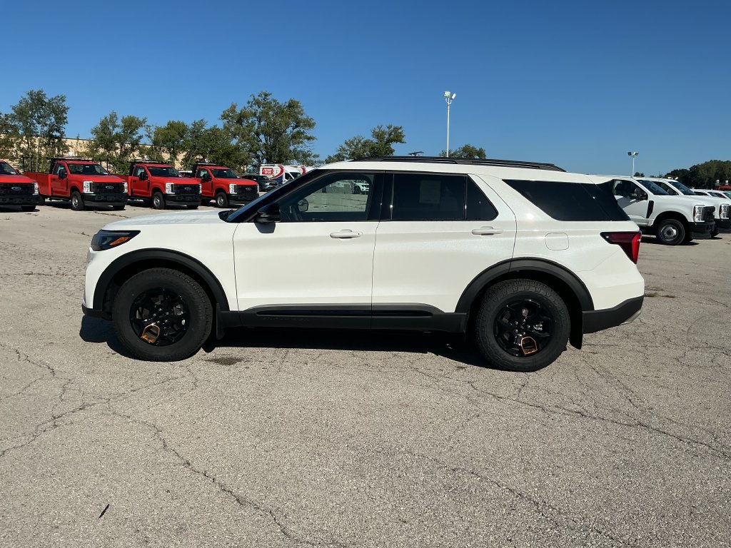 New 2026 Ford Explorer Tremor AWD/4WD image 2