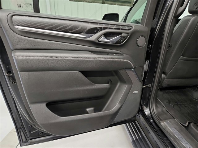 Used 2023 GMC Yukon XL Denali image 33