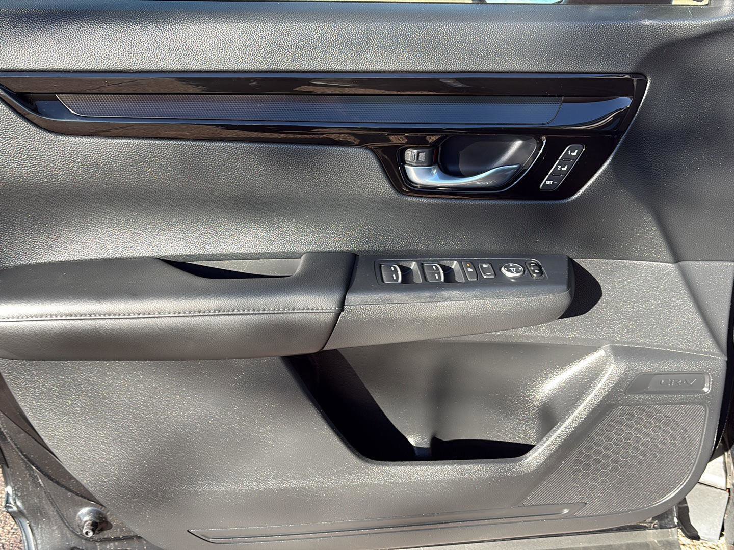 Used 2024 Honda CR-V EX-L image 8