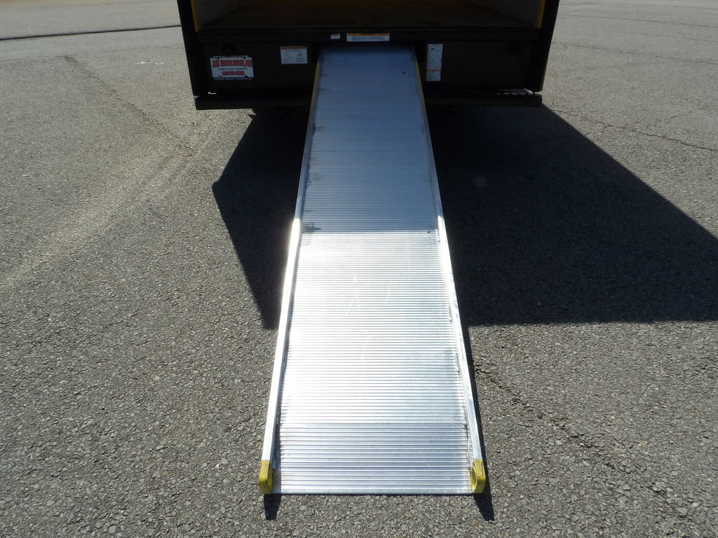 Used 2021 Ford E-350 and Econoline 350 Super Duty RWD image 32