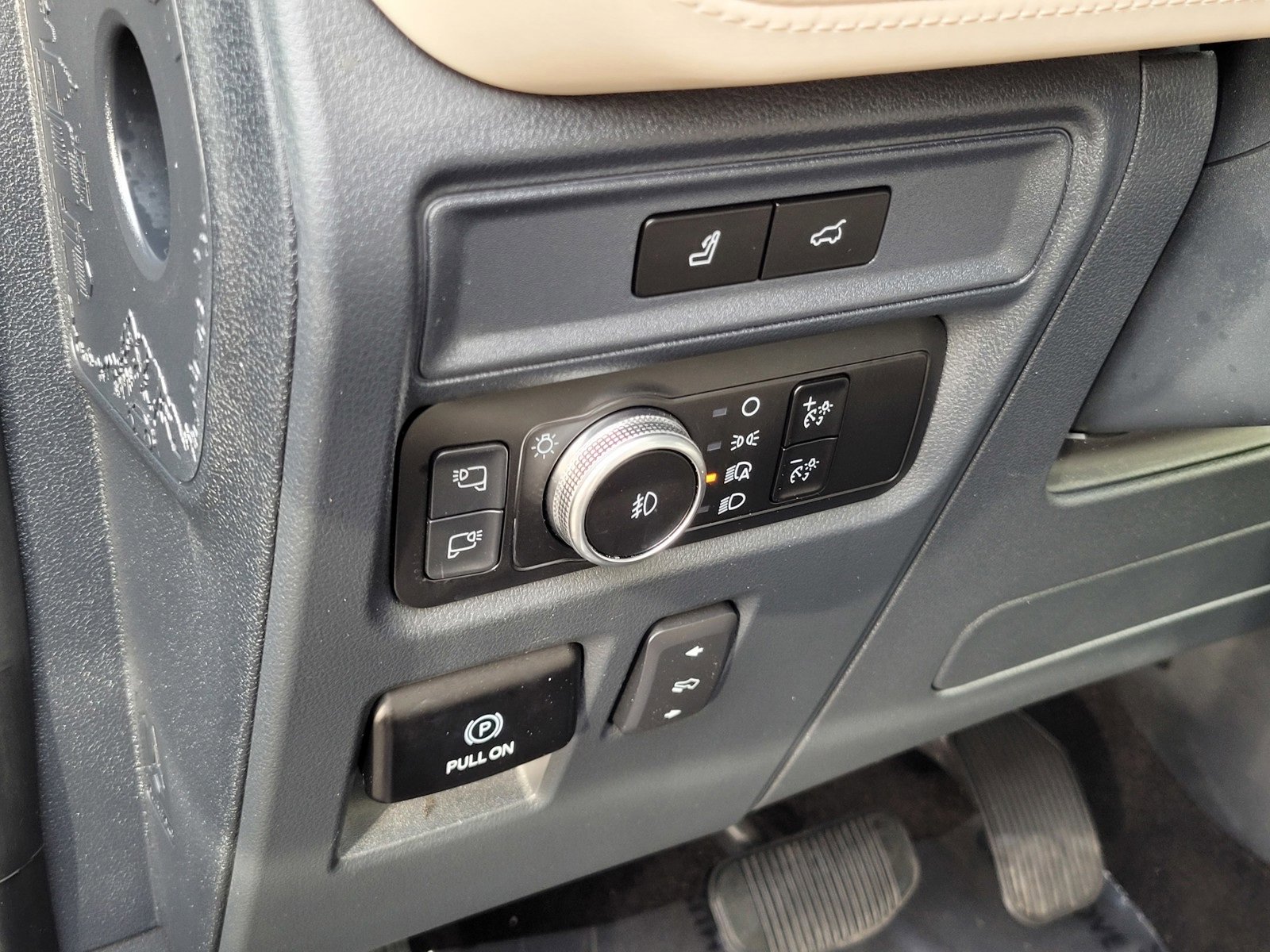 Used 2023 Ford Expedition Max Platinum image 18