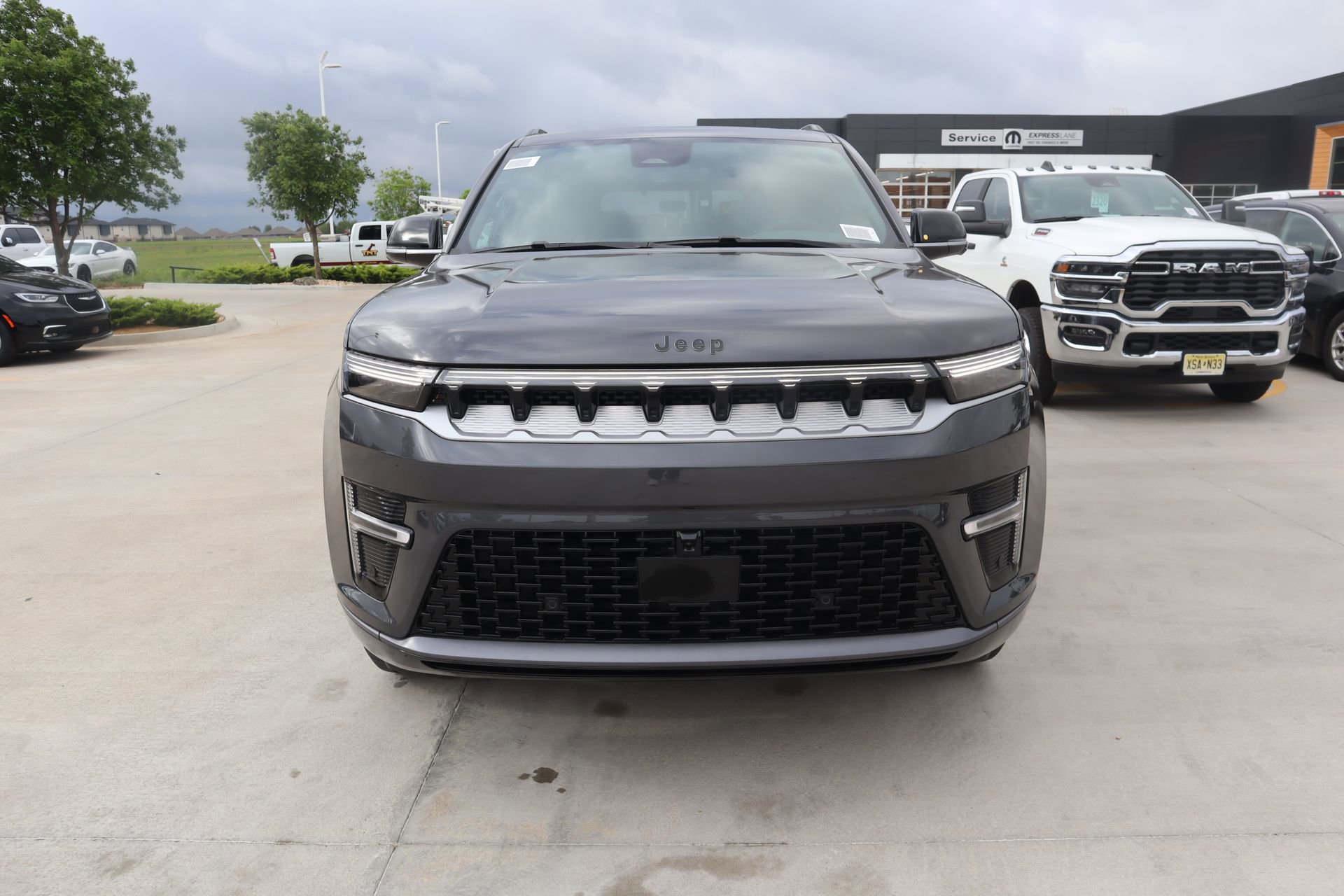 New 2026 Jeep Grand Wagoneer 4WD image 10