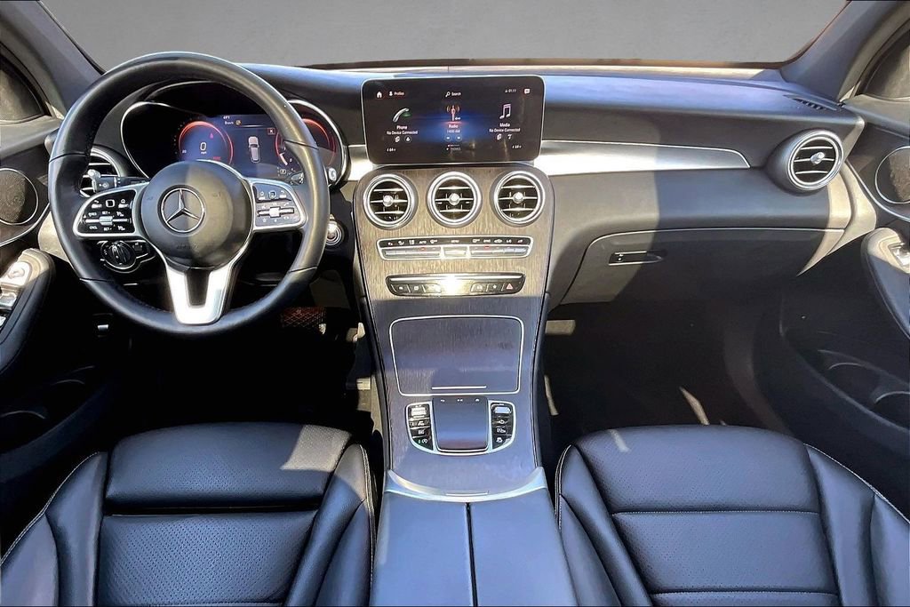 Used 2022 Mercedes-Benz GLC 300 4MATIC w/ Premium Package Lite image 7
