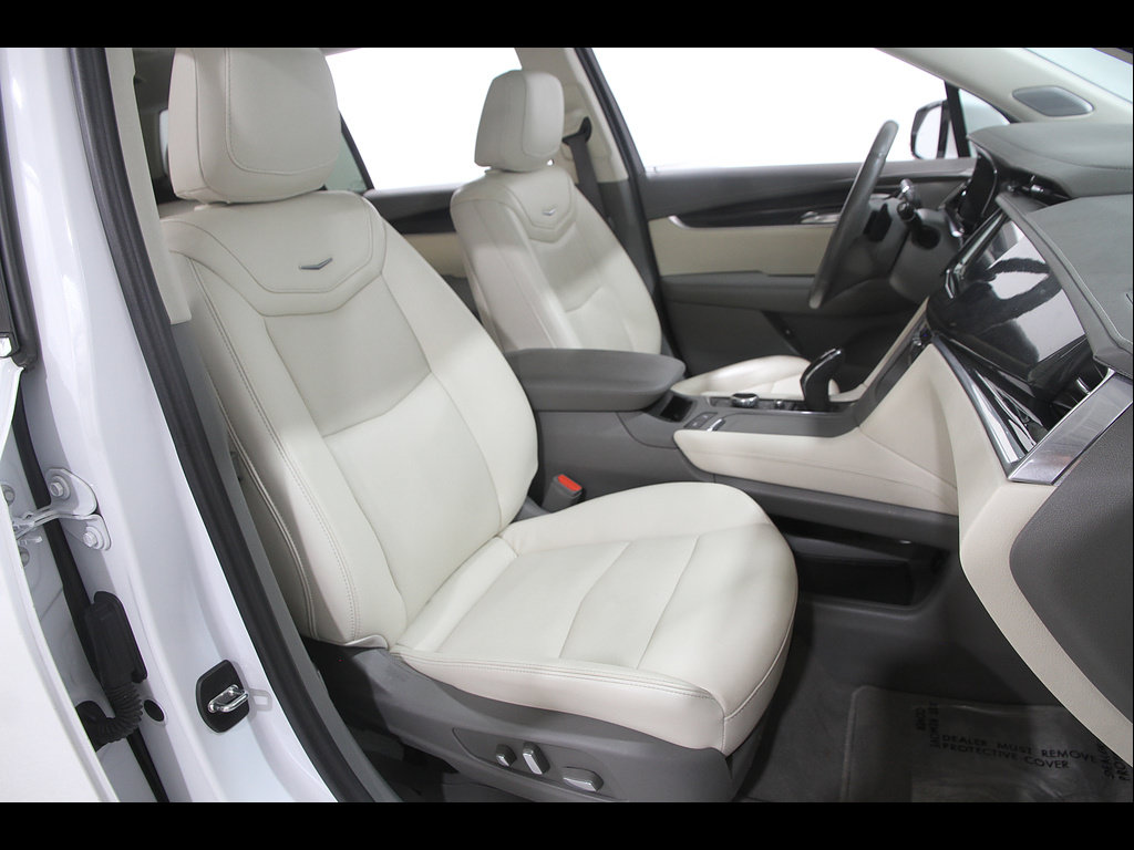 Used 2023 Cadillac XT6 Premium Luxury AWD/4WD image 19