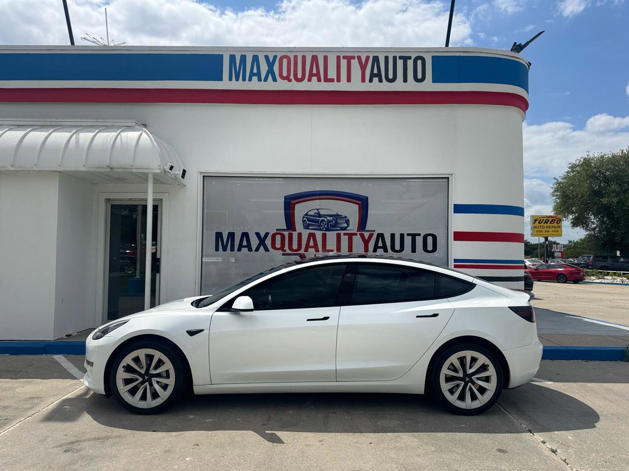 Used 2023 Tesla Model 3 Standard Range RWD image 30