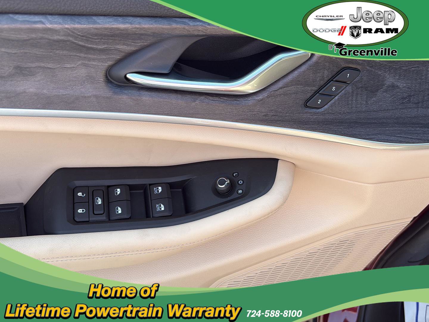 New 2025 Jeep Grand Cherokee L Limited w/ Black Appearance Package image 17