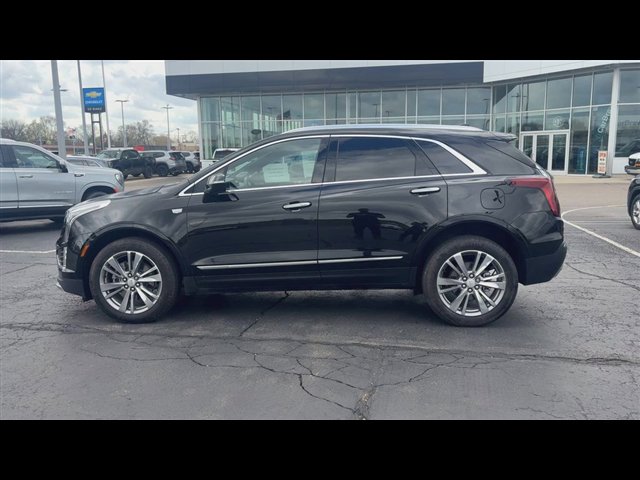 Certified 2024 Cadillac XT5 Premium Luxury w/ LPO, Floor Liner Package image 5