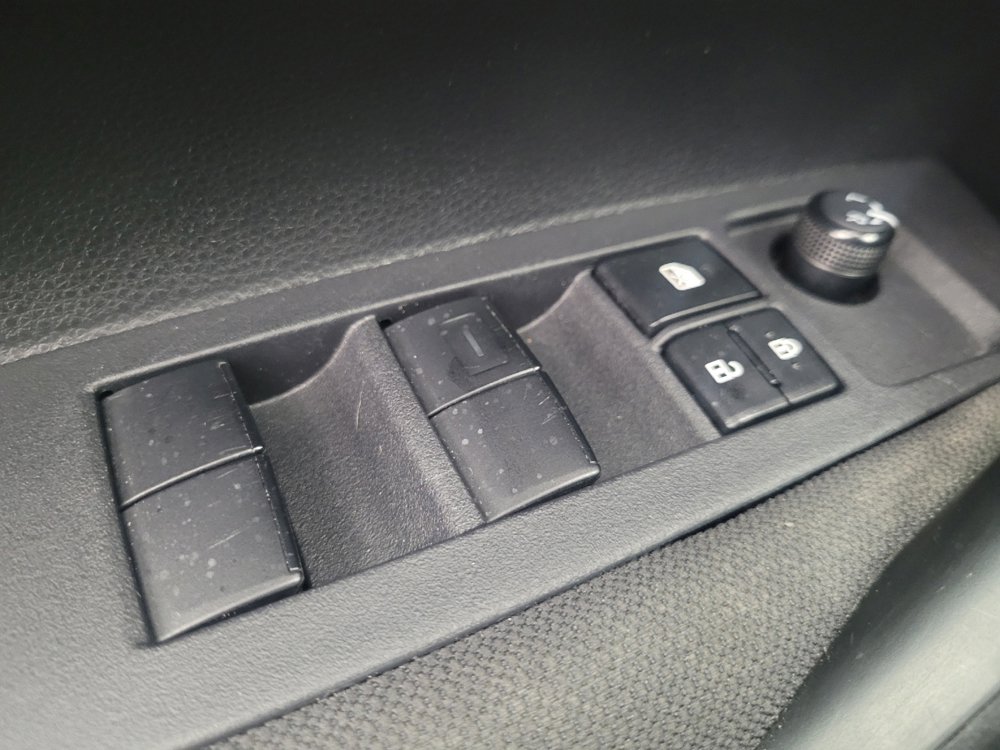 Used 2023 Toyota Corolla LE image 27