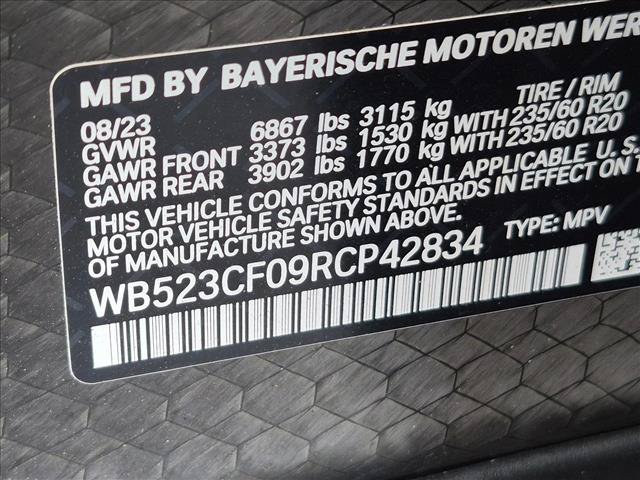 Used 2024 BMW iX xDrive50 AWD/4WD image 15