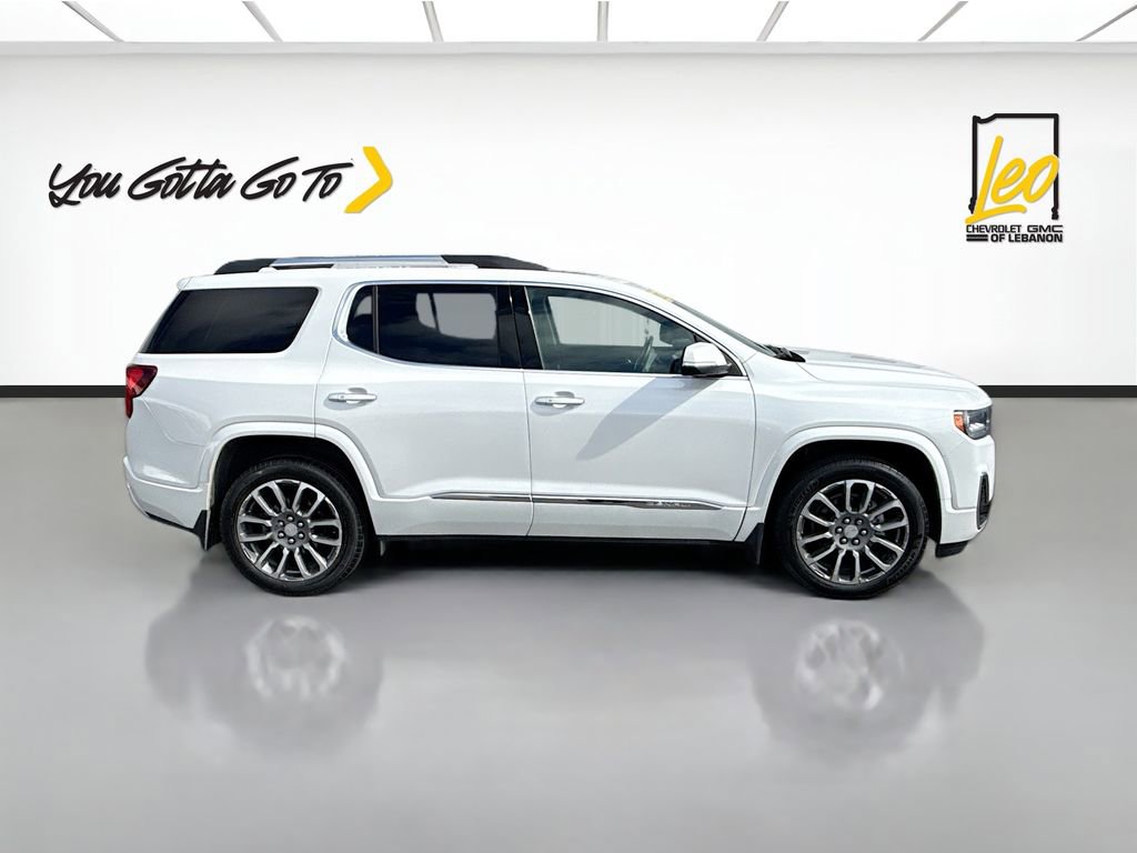 Used 2021 GMC Acadia Denali w/ Denali Ultimate Package AWD/4WD image 4