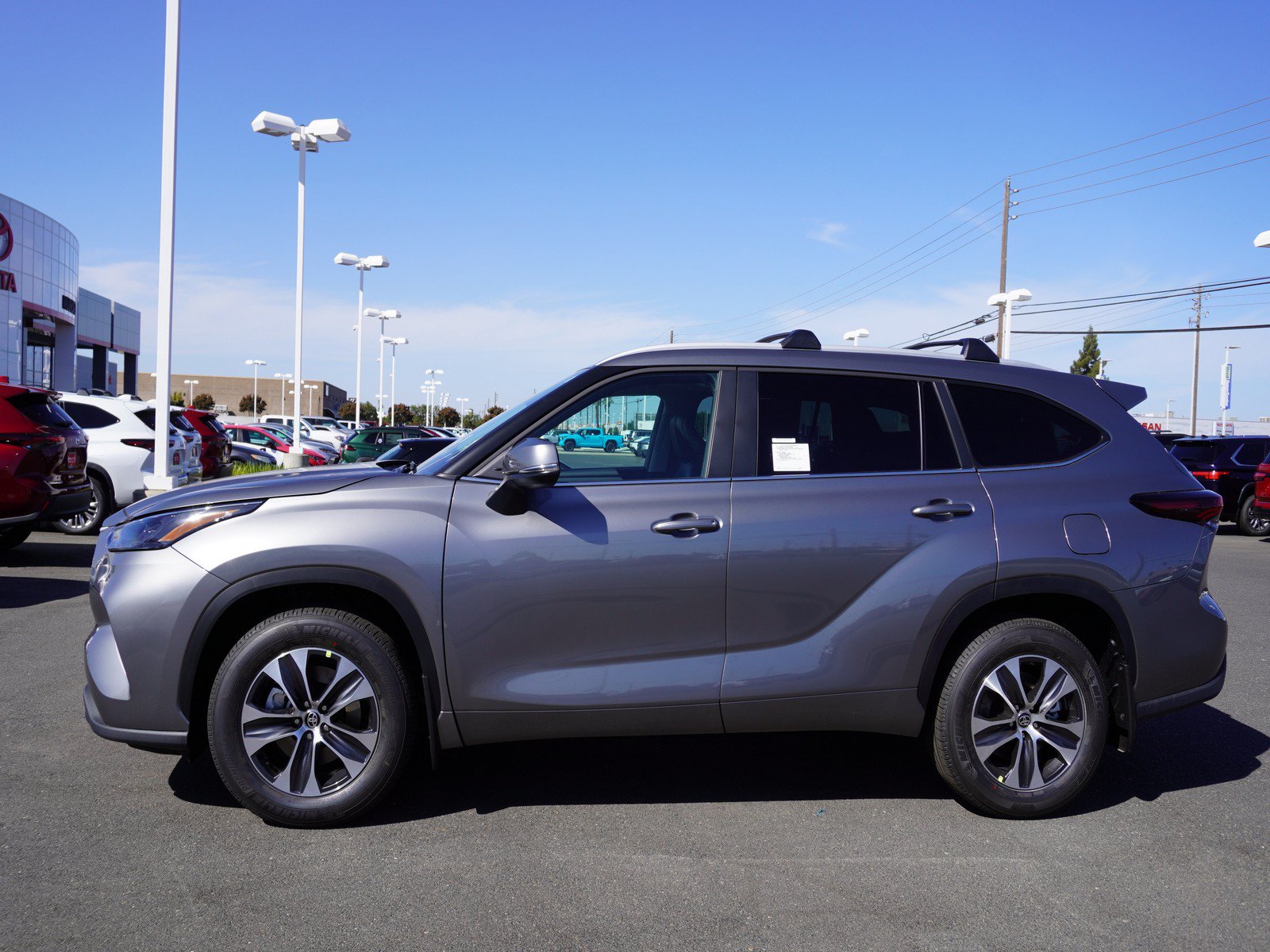 New 2026 Toyota Highlander XLE AWD/4WD image 6