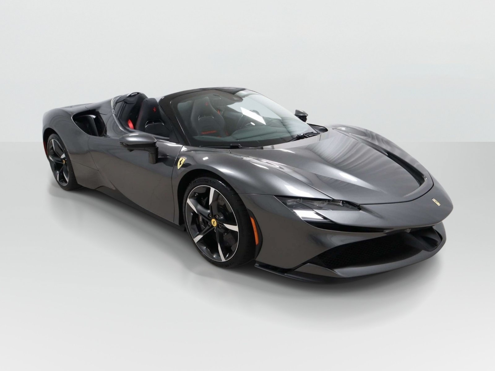 Used 2025 Ferrari SF90 Spider AWD/4WD image 6